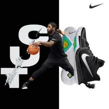 与禁区触球 与禁区触球